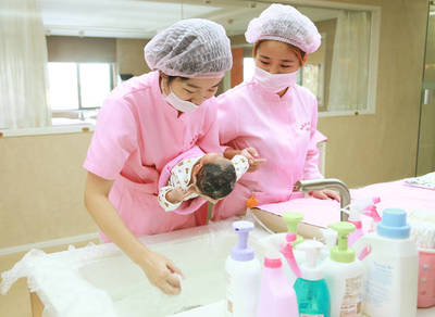 华廷厦门月子中心解析为什么要在月子中心坐月子