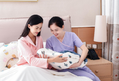 厦门专业月嫂服务 如何选择优质家政公司